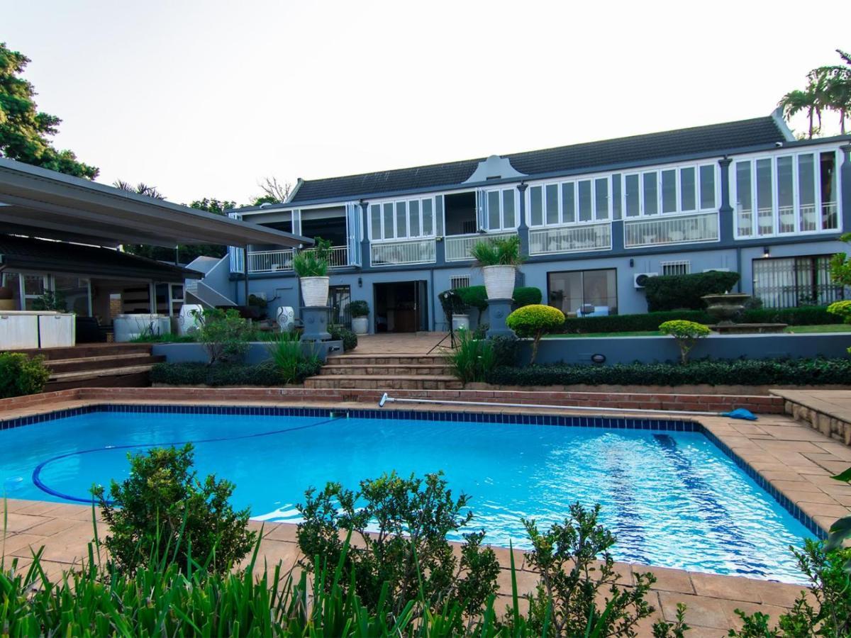 Royal Guesthouse 음툰지니 외부 사진